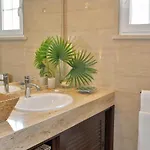 Villa In With Private Pool Vilamoura