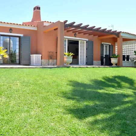 In A Quiet Area With Private Pool Near The Golf Courses And The Marina Villa Vilamoura