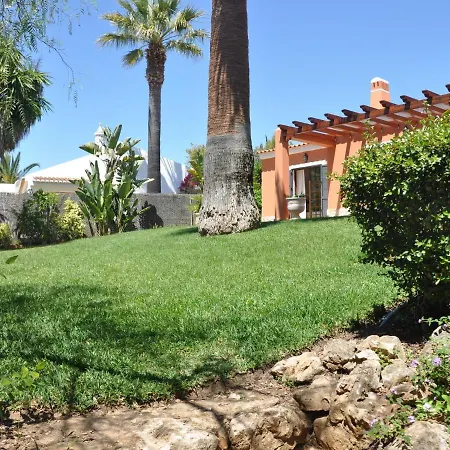 In A Quiet Area With Private Pool Near The Golf Courses And The Marina Villa Vilamoura