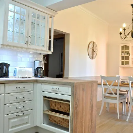 In A Quiet Area With Private Pool Near The Golf Courses And The Marina Villa Vilamoura
